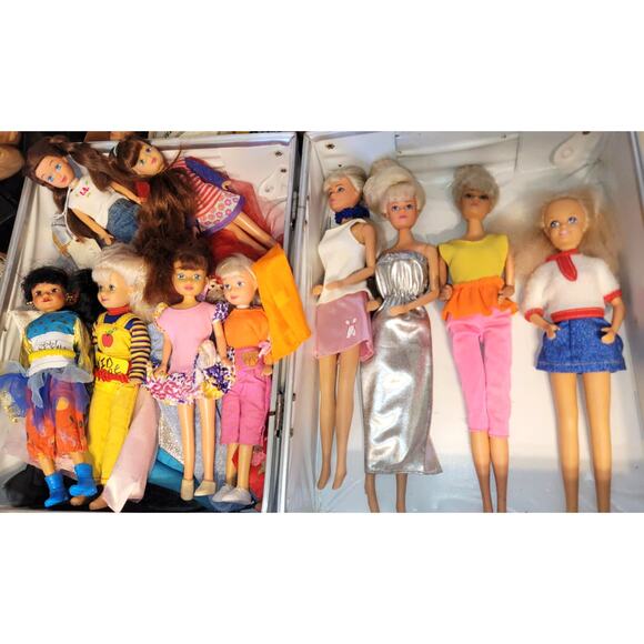 14 Dolls,11" 10" & 8" Vintage Kid Kore Fashion Dolls,Clothes & Fashion Case Lot - Picture 6 of 13